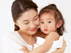 乳房下垂的代怀代代妈要采取争取的哺乳姿势